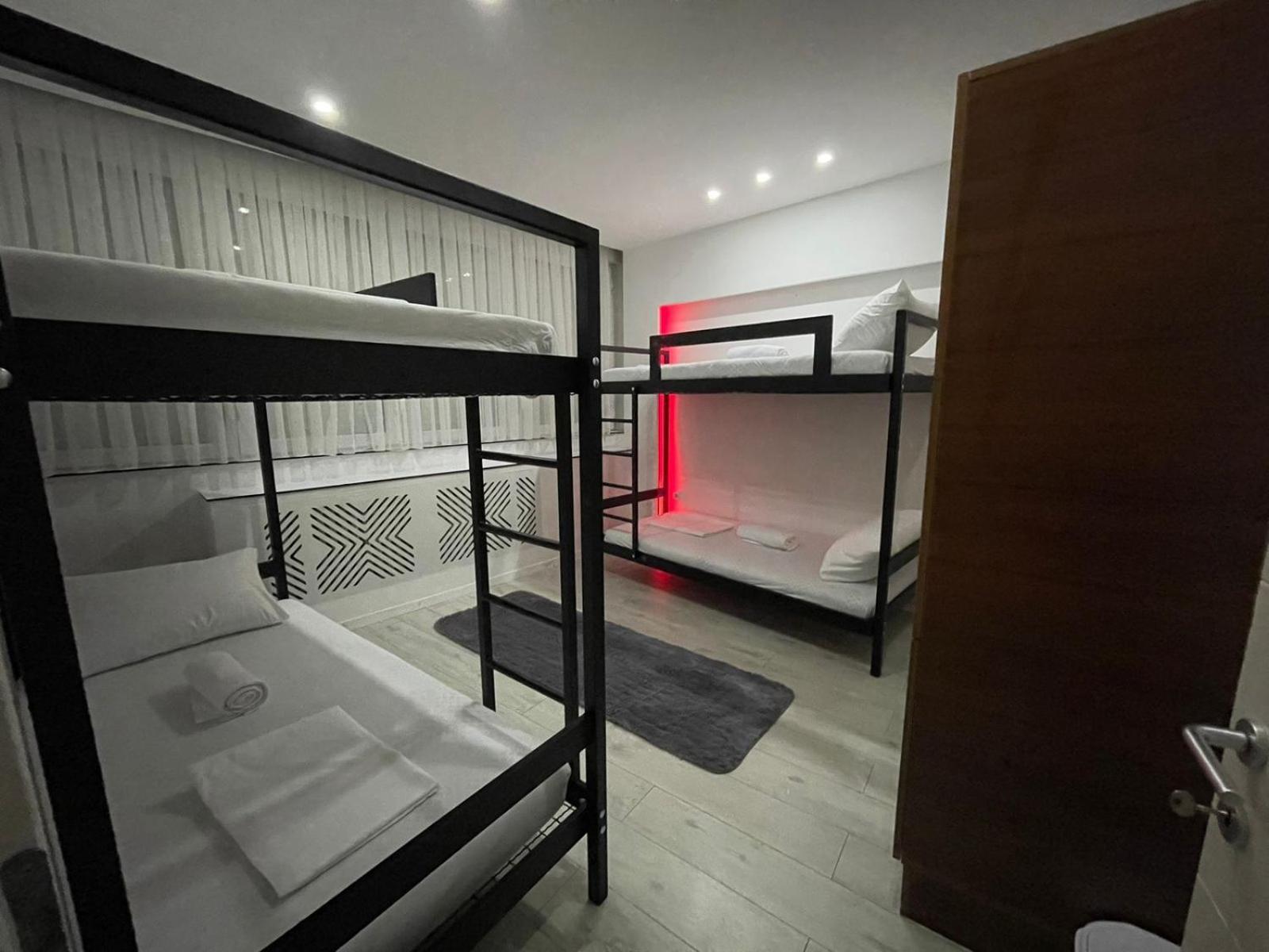 Shesh Hostel Priština Exteriér fotografie