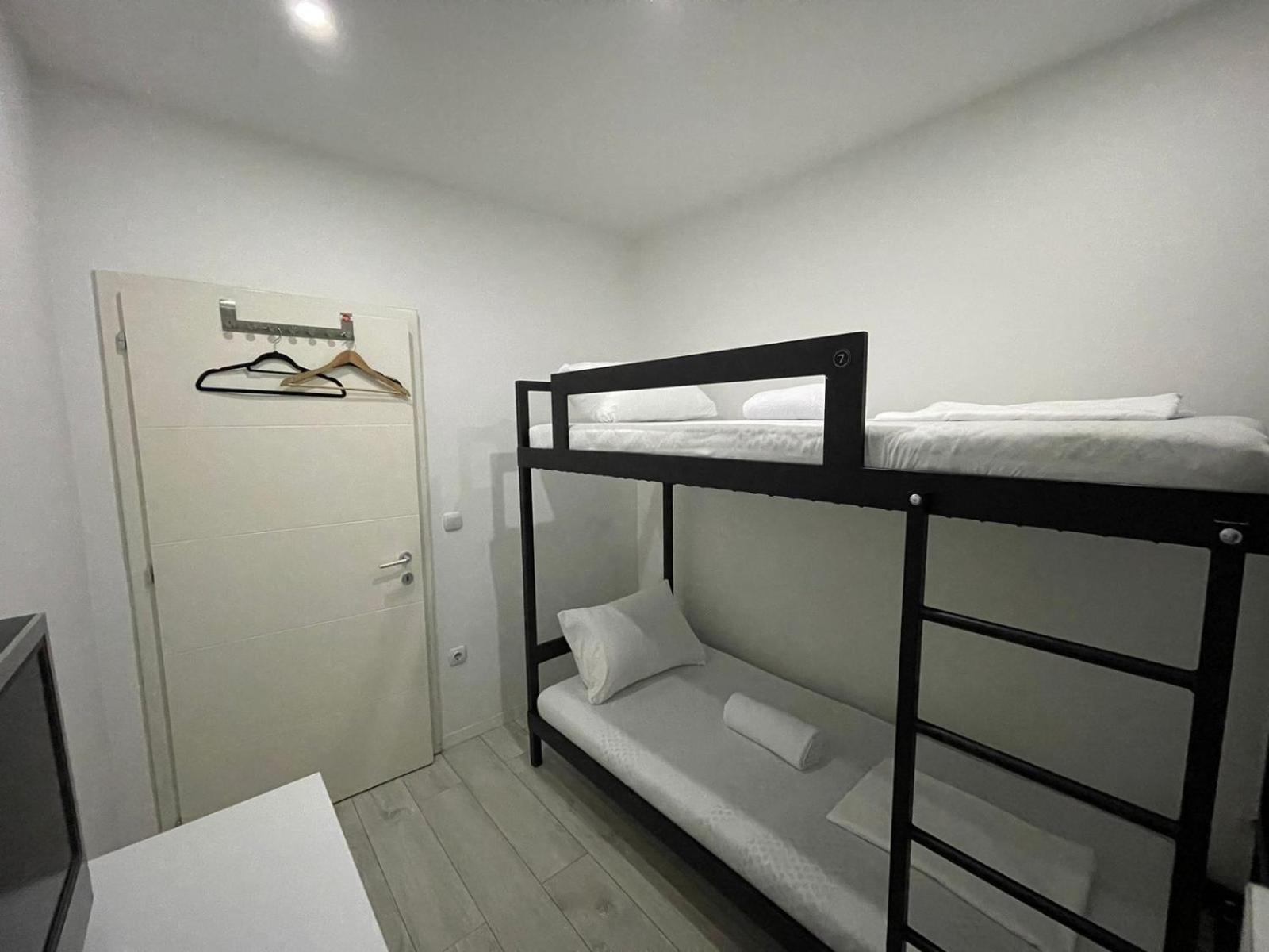 Shesh Hostel Priština Exteriér fotografie